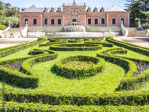 Canvas Print Palauet Albeniz Gardens