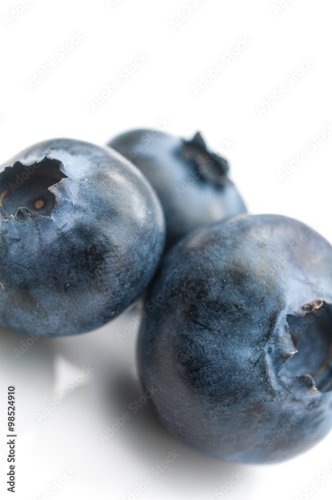 Obraz premium Blaubeeren freigestellt