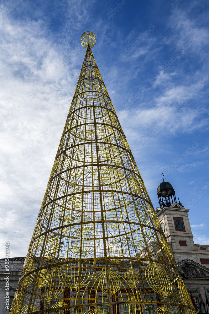 Fototapeta premium Christmas tree in the Puerta del Sol Madrid
