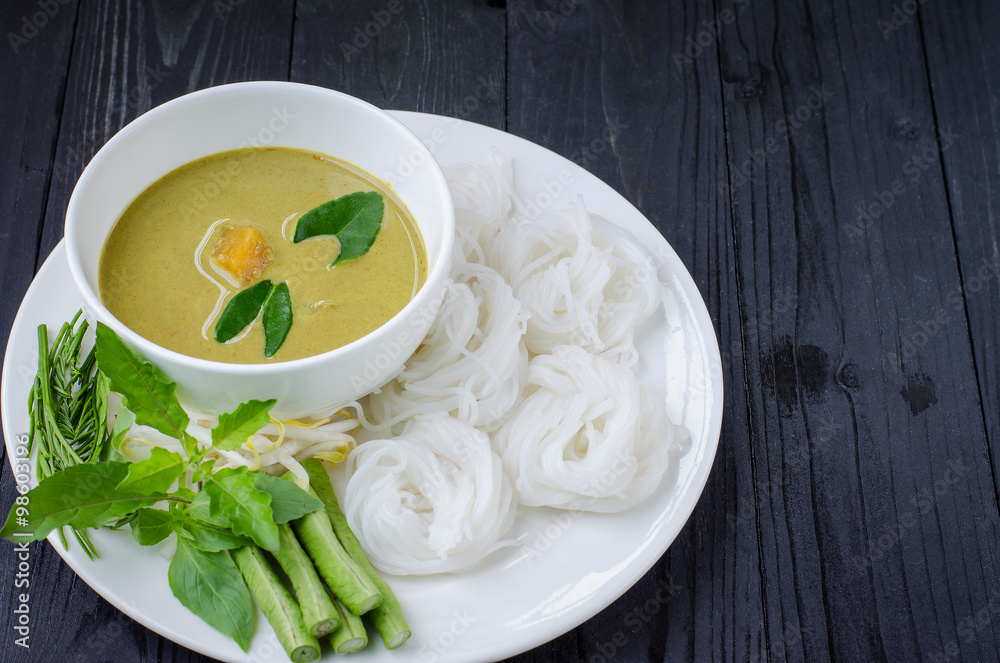 Thai vermicelli eaten with curry, Thai Food Thai vermicelli eaten with curry, Thai Food