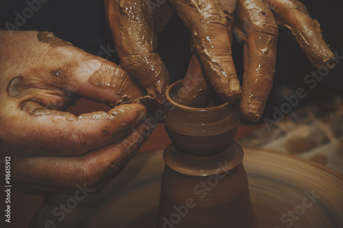 The hands of a potter