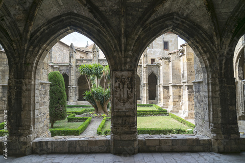 Narbonne (France), cathedral cloister