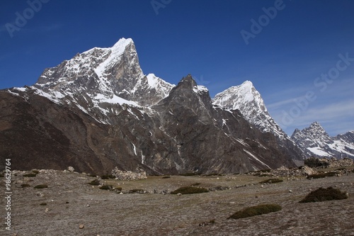 Cholatse and other high mountains in Nepal