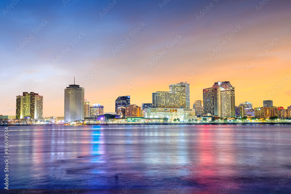 Obraz premium Śródmieście Nowego Orleanu, Luizjany i rzeki Mississippi