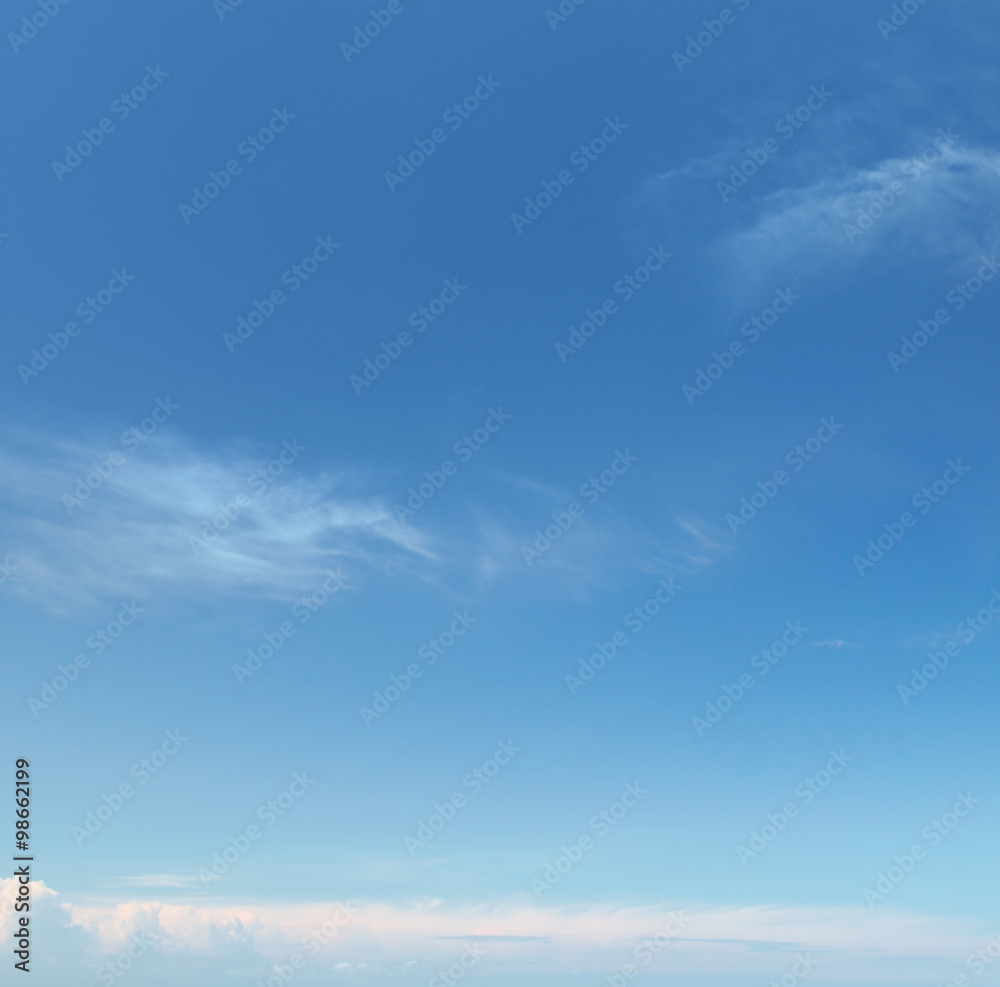 Obraz premium fluffy clouds in the blue sky