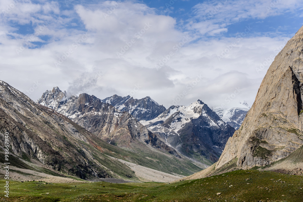 Adventure way and View of Zanskar Valley around Padum villange a