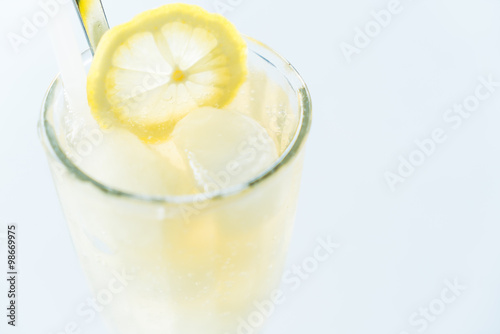 Iced lemon juice