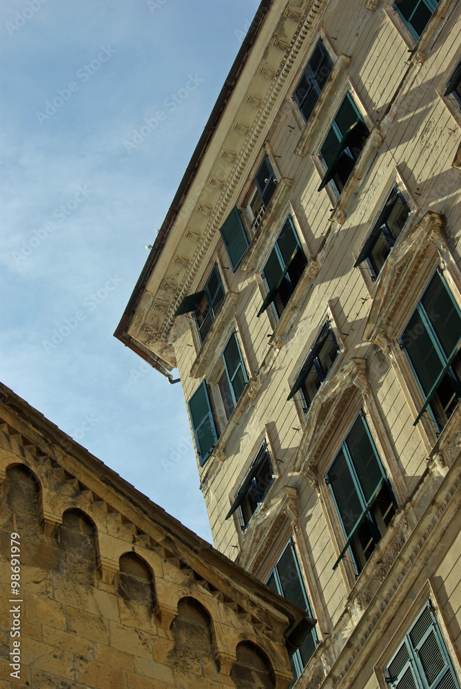 Italie, palais baroque dans le vieux Gênes