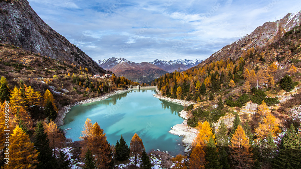 Italian - Lesina Lake 