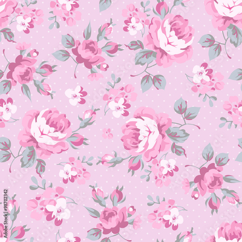 Floral pattern with pink roses
