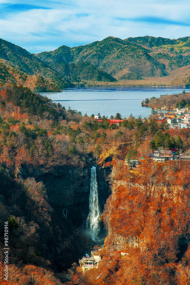 Obraz premium Lake Chuzenji with Kegon Waterfall at Nikko National Park 