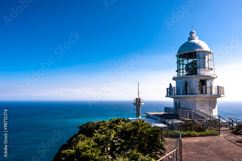 都井岬の灯台と太平洋
