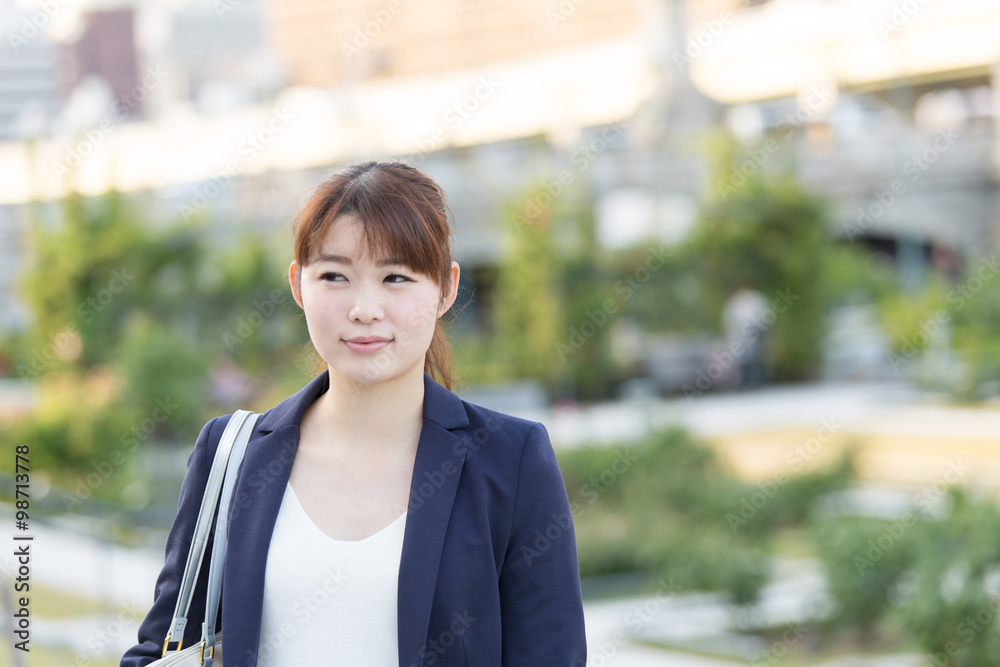 カジュアルポートレート(屋外)