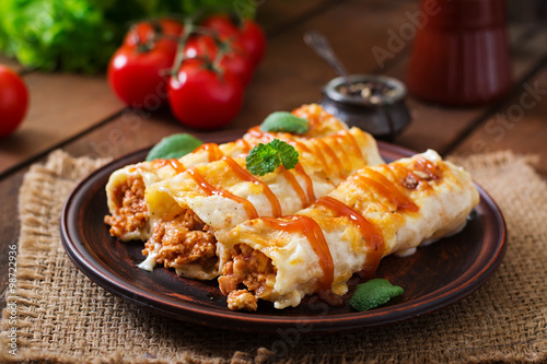 Meat cannelloni sauce bechamel photo