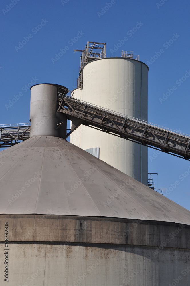 Obraz premium Industriegebäude