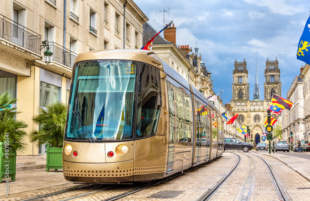 Tram on Jeanne d'Arc street in Orleans - France - obrazy, fototapety, plakaty 