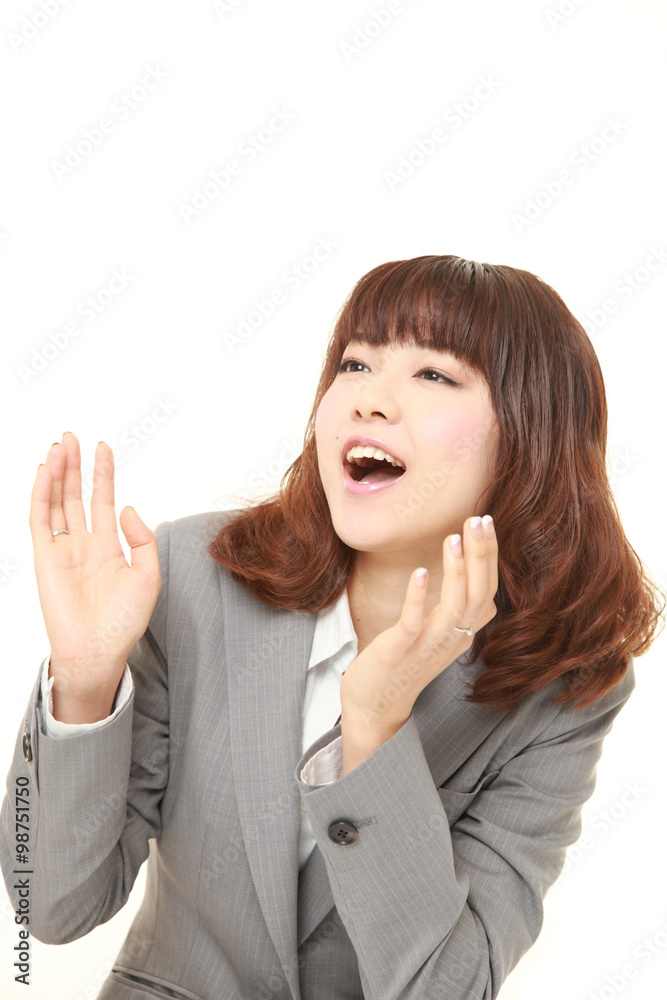 笑うビジネスウーマン