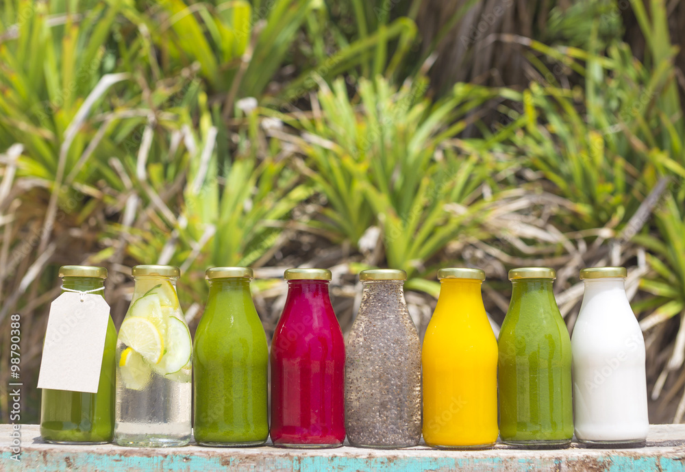 Organic cold-pressed raw vegetable juices Organic cold-pressed raw vegetable juices