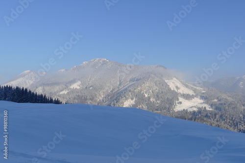 Schneelandschaft in den Alpen