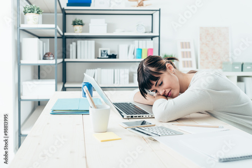 Photos Woman napping at work