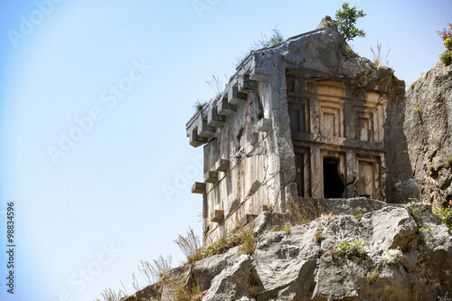 the ruins of an ancient temple © Yevheniy Kornyeyev