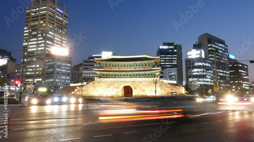 Canvas Print SEOUL,SOUTH KOREA 2015 OCT 28 - Seoul city and Dongdaemun gate (