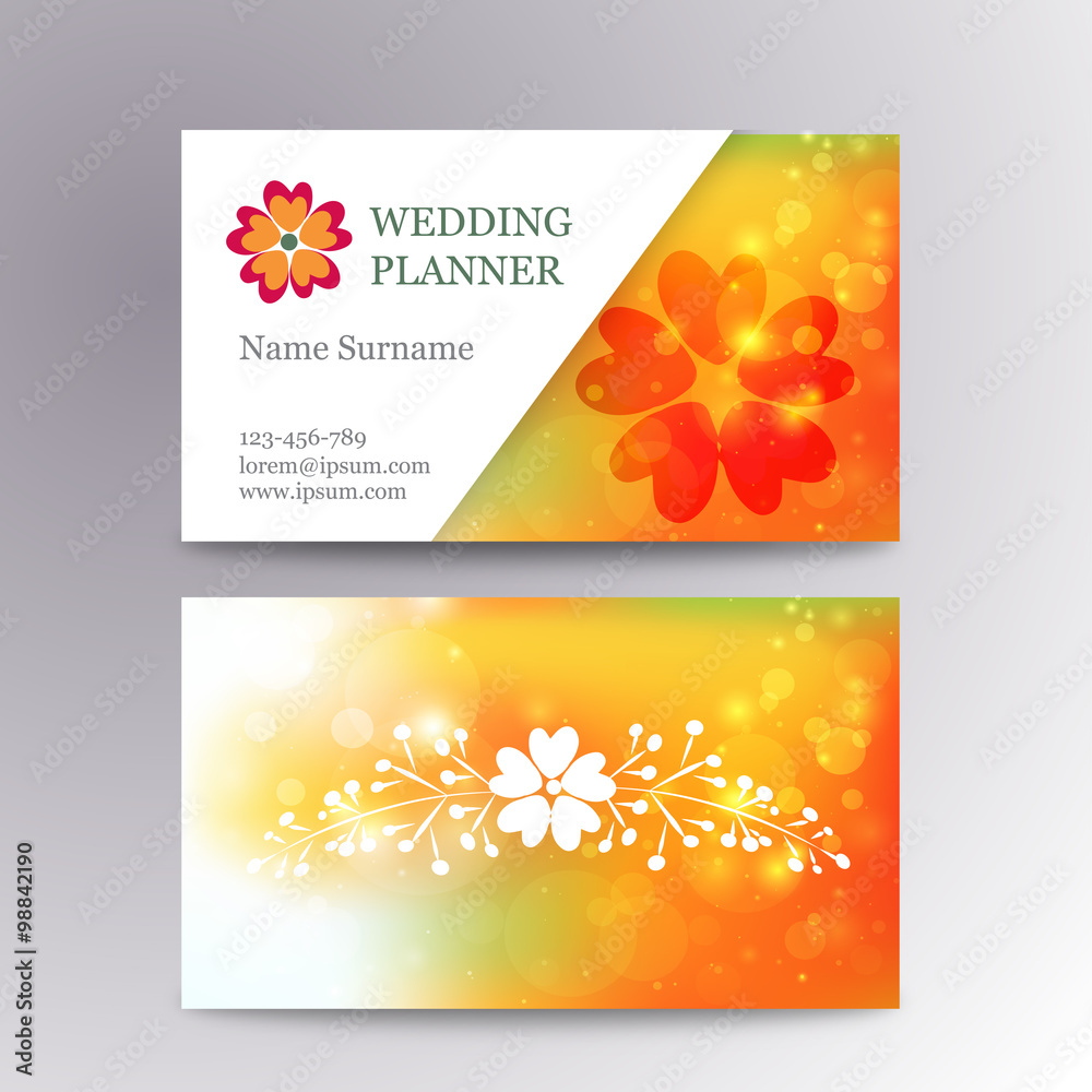 Naklejka premium Vector blurred business card template with logo flower. Suitable for wedding planners