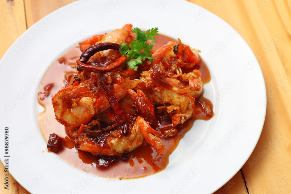 thai shrimp fried with sweet sauce in ceramic dish thai shrimp fried with sweet sauce in ceramic dish