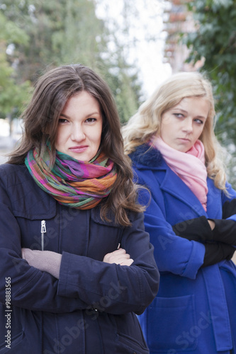 girlfriends and conflict