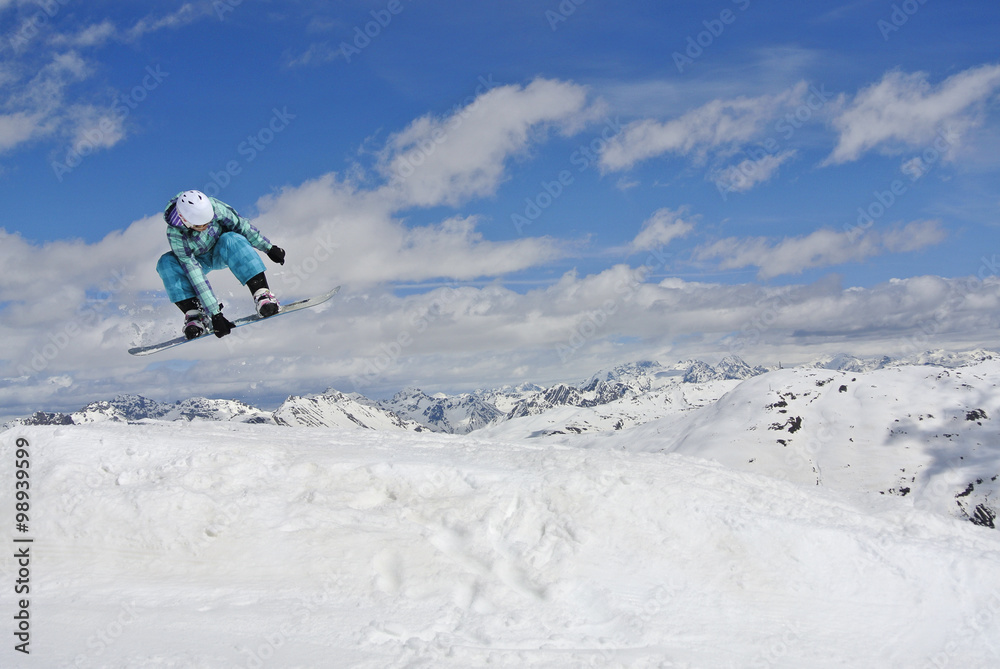 Trik snowboardowy. Livigno. Italy