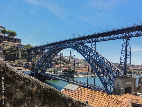 Blaue Brücke in Porto