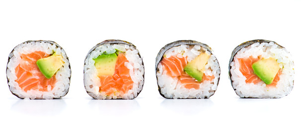 Gordijnen Sushi bar Traditionele Japanse sushi rolletjes close-up  © smspsy