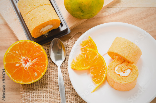 orange sponge cake roll
