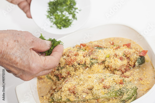 Preparación Pepinos Rellenos photo