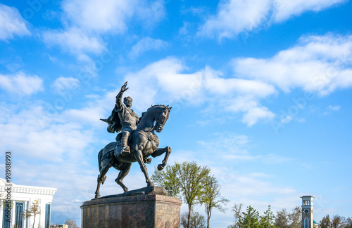 Uzbekistan, Tashkent, the equestrian statue of Tamerlane
