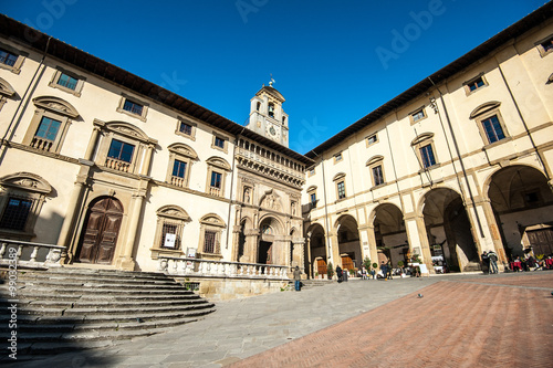 arezzo