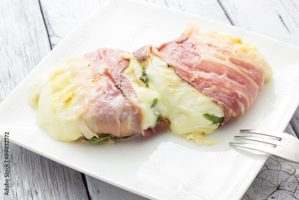 Tomino cheese with bacon Tomino cheese with bacon