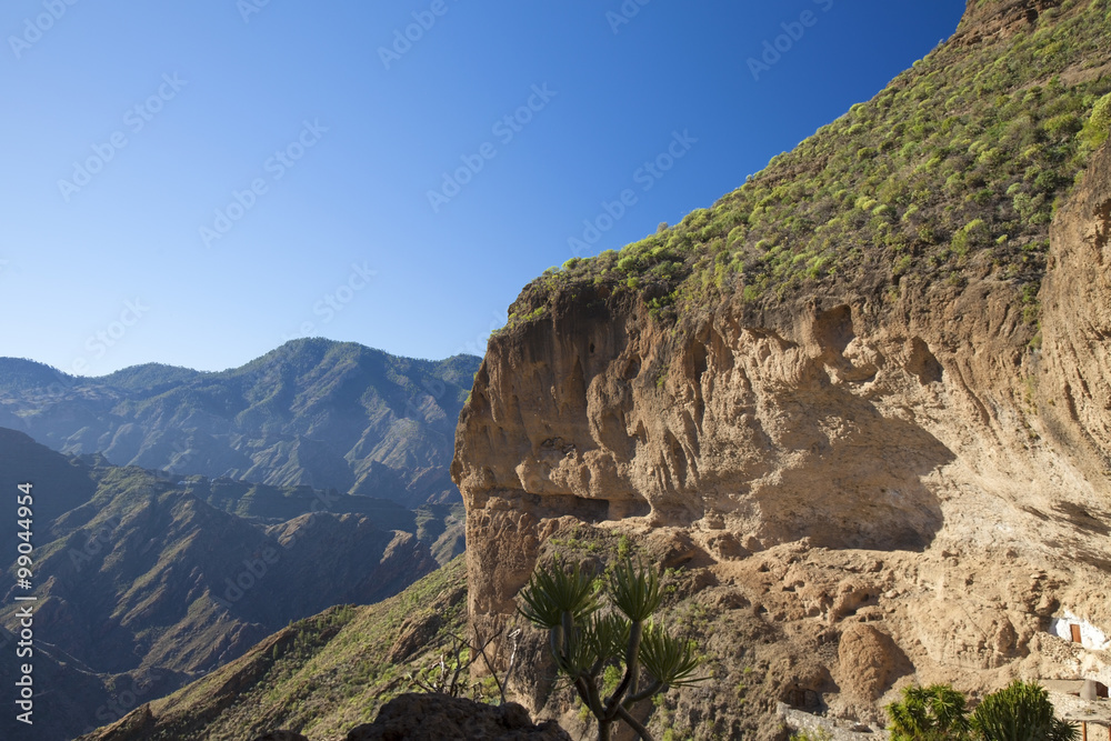 Inland Gran Canaria, cave village Acusa Seca