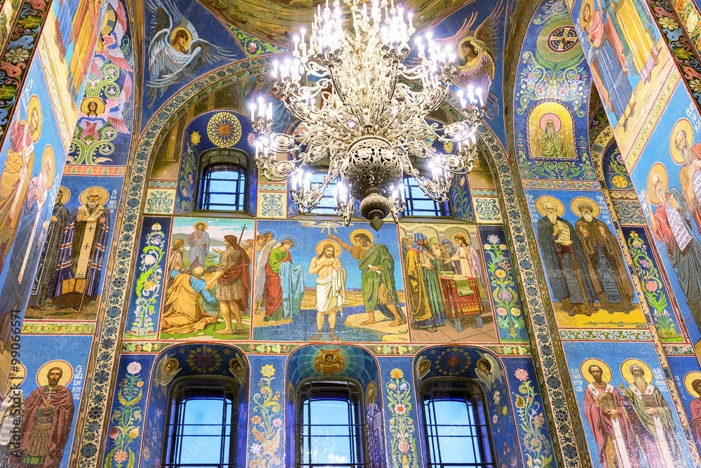 Obraz premium Interior of Church in St Petersburg