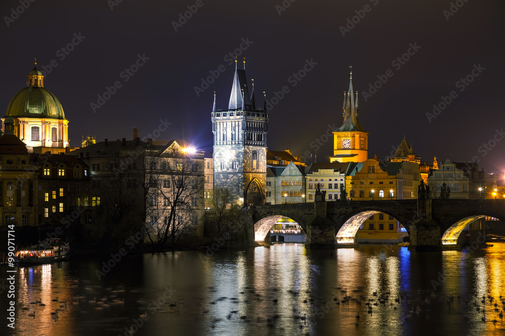 Fototapeta premium Overview of Prague in night
