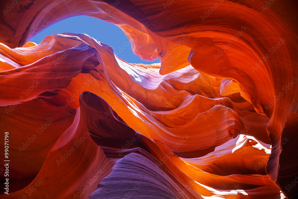 Ideal times to visit Lower Antelope Canyon