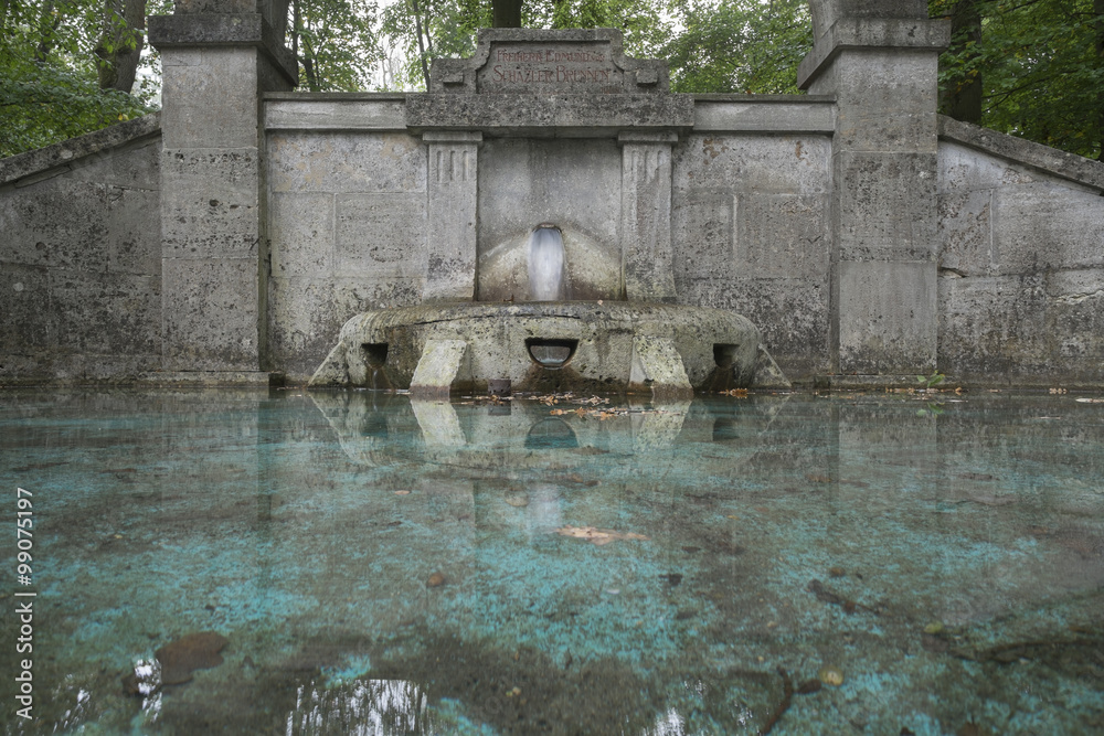 Fototapeta premium Schaezler Brunnen in Augsburg