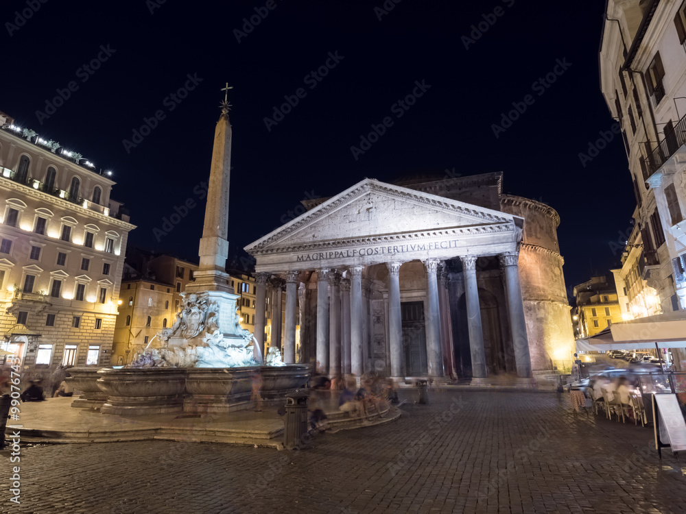 A night view of the Pantheon in Rome, Italy. You also see the Fontana del Pantheon.
