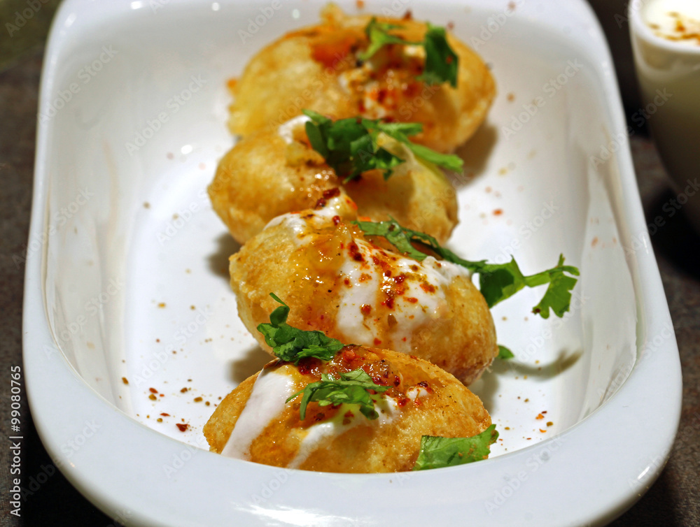 Panipuri or Gol Gappa or Chaat, Indian Street Food, Panipuri, Golgappe, Chat item, India, Stuffed Panipuri with aloo and Sweet Tamarind - Indian Food Panipuri or Gol Gappa or Chaat, Indian Street Food, Panipuri, Golgappe, Chat item, India, Stuffed Panipuri with aloo and Sweet Tamarind - Indian Food