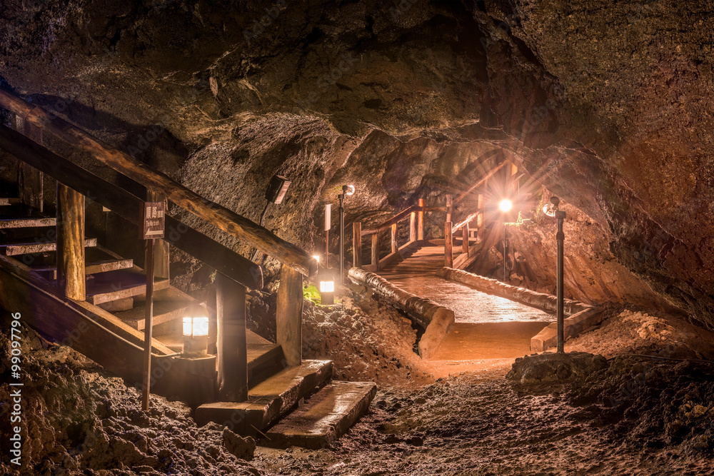 Fototapeta premium Cave of Mt. Fuji