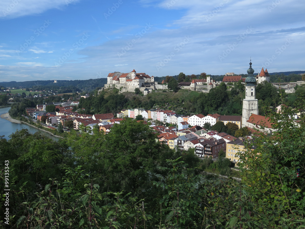 Blick auf Burghausen in Bayern, Deutschland