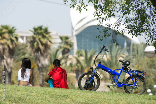 Date of israeli teens in HaYarkon Park close to University of Tel Aviv