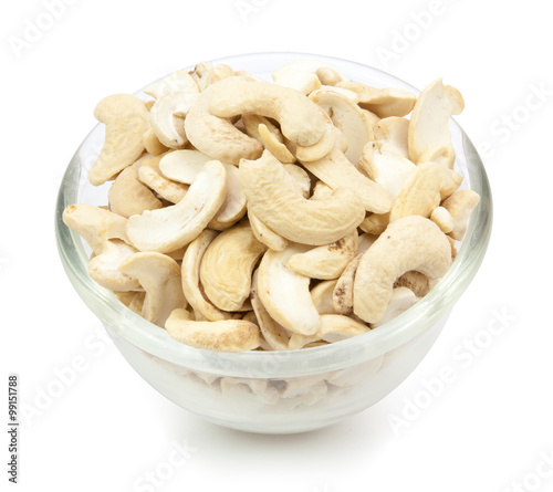 cashews in a bowl isolated