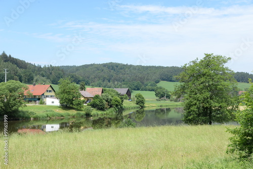 Häuser am Regen bei Regenstauf