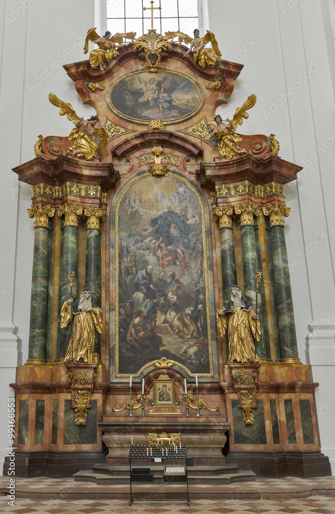Collegiate church Altar in Salzburg, Austria